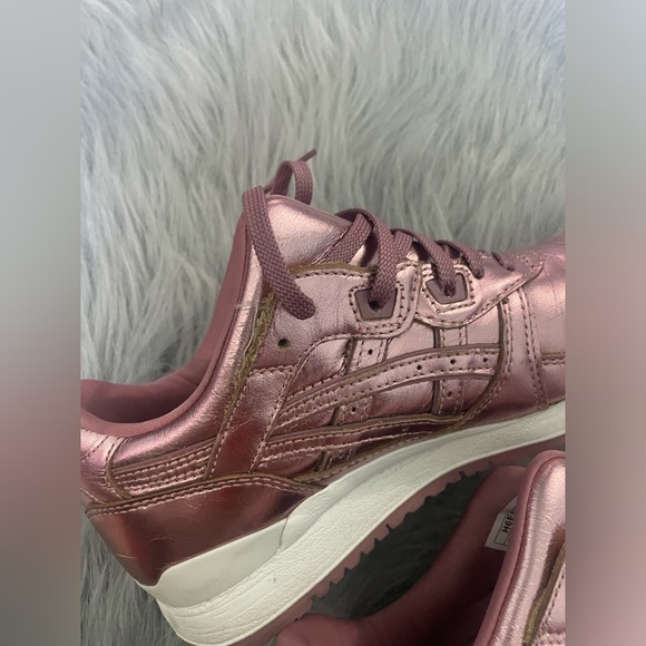 Pinkish/purplish Metallic ASICS - Picture 4 of 5